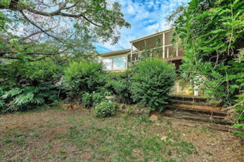 Highview - Accommodation Bookings 2