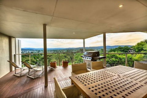 Highview - Accommodation Bookings 4