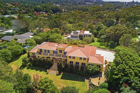 Bridgewings Lighthouse Beach - Accommodation Bookings 2