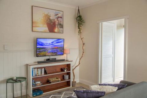 New Aptmnt Only 5 Mins To Mona Gallery - Accommodation Bookings 1