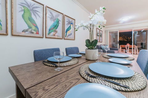 Absolute Riverfront One Bedroom Apartment - Accommodation Bookings 6