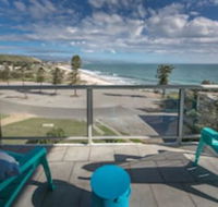 King of North Bay 103 Gold Coast Drive - Accommodation Bookings