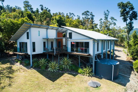 Mandalay Escape Serenity And Pool - Accommodation Bookings 2