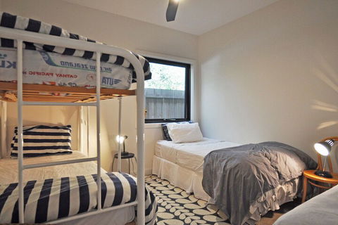 Armstrongs Close TO Beach - Accommodation Bookings 5