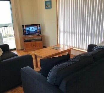 Waves And Wildlife - Accommodation Bookings 4