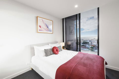 Ocean Views St Kilda Apartment By Ready Set Host - Accommodation Bookings 5