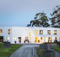 Paradise Point Tamar Valley Residence with Pool - Accommodation Bookings