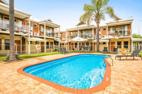Royal Palms Resort - Accommodation Bookings 0