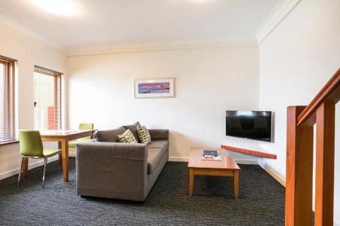 Royal Palms Resort - Accommodation Bookings 3
