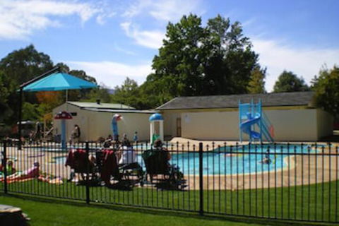 Porepunkah Pines Holiday Park - Accommodation Bookings 4