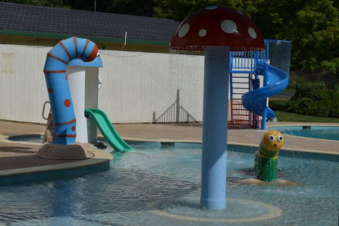 Porepunkah Pines Holiday Park - Accommodation Bookings 6