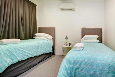 Aqualuna Beach Resort Unit 25 - Accommodation Bookings 7