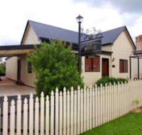 Top of the Range Retreat - Accommodation Bookings