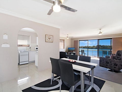 7 / 18 Endeavour Parade Riverfront Tweed Heads - Accommodation Bookings 2