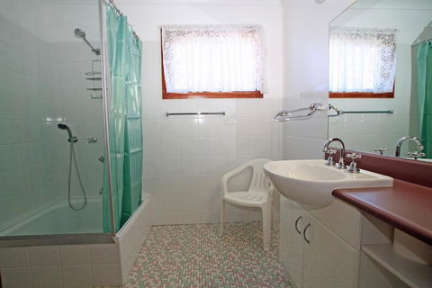 Berrara Cove Beach House - Accommodation Bookings 3