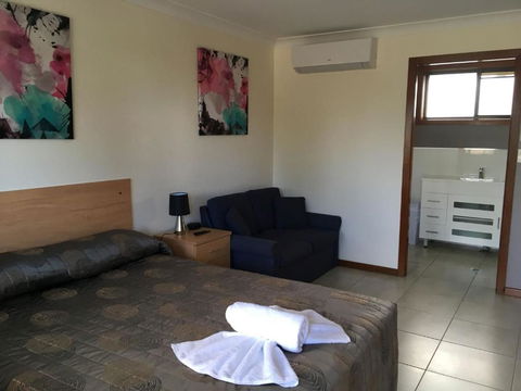 Palm Valley Motel - Accommodation Bookings 6