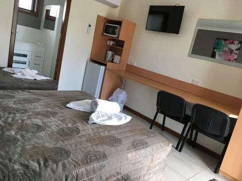 Palm Valley Motel - Accommodation Bookings 3