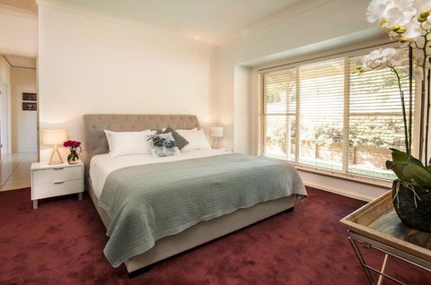 Emerald Lodge - Accommodation Bookings 2