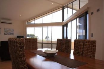 Birubi Holiday Homes - Accommodation Bookings 1
