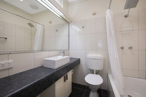 Hamilton Lakeside Motel - Accommodation Bookings 6