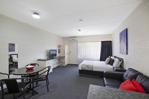 Hamilton Lakeside Motel - Accommodation Bookings 2
