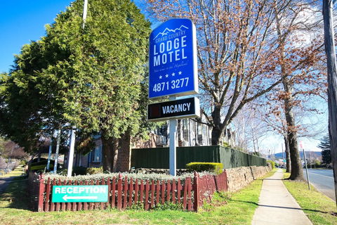 Grand Country Lodge Motel - Accommodation Bookings 2