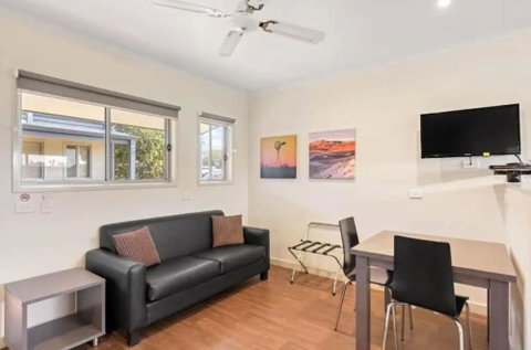 Discovery Parks â€“ Roxby Downs - Accommodation Bookings 5