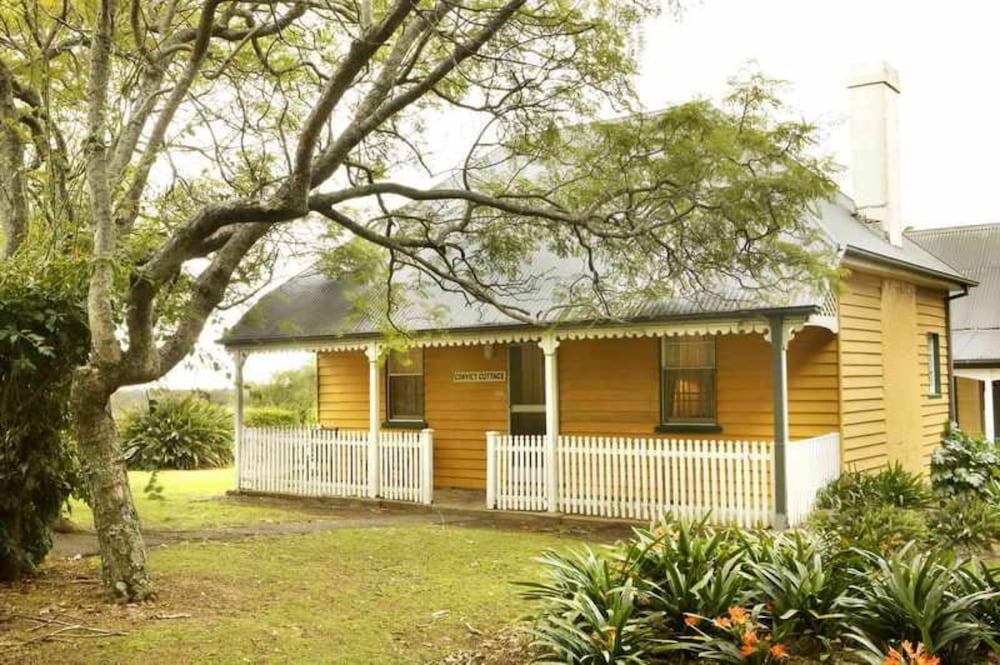 Broughton Vale NSW Accommodation Bookings