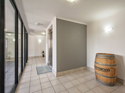 Shoal Bay Beachclub Apartments - Accommodation Bookings 0