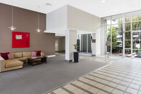 Oaks Brisbane Mews Suites - Accommodation Bookings 5