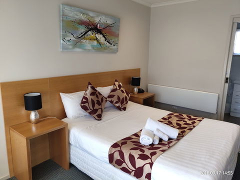 The Coachman Motel & Units - Accommodation Bookings 4