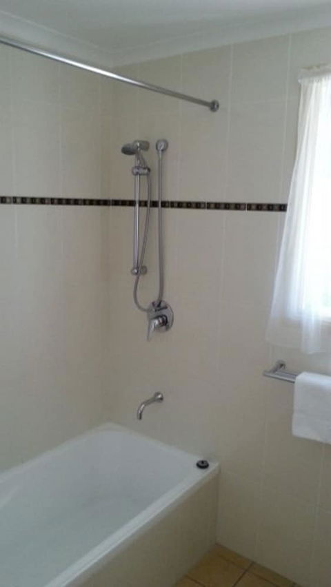 Armidale Pines Motel - Accommodation Bookings 5