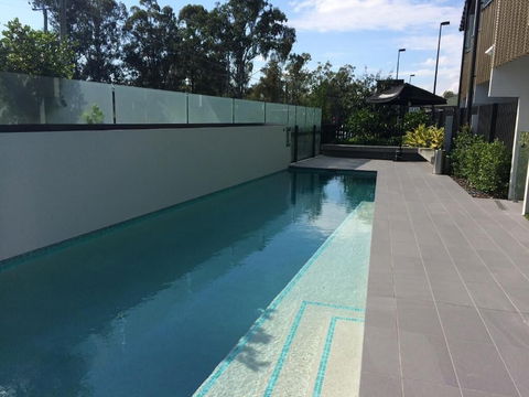The Glen Hotel & Suites - Accommodation Bookings 5