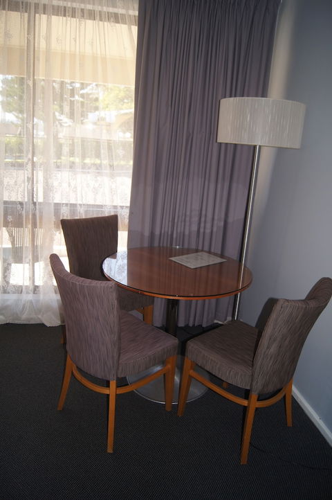 Old Maitland Inn - Accommodation Bookings 4