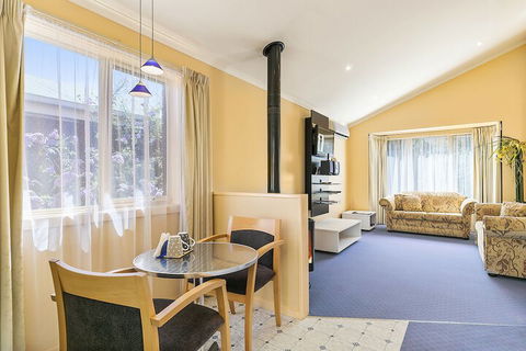 Cottages For Two - Accommodation Bookings 6