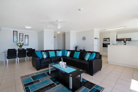 Rainbow Commodore Apartments - Accommodation Bookings 5