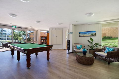 Rainbow Commodore Apartments - Accommodation Bookings 1