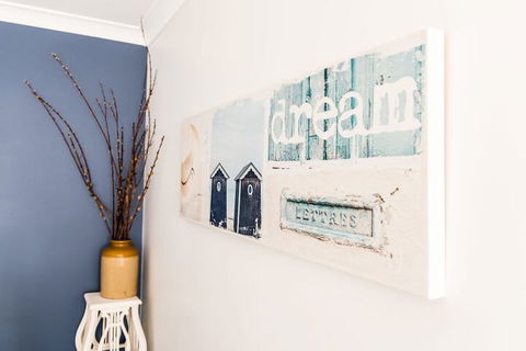 Anne's Waterfront Haven B&B - Accommodation Bookings 3