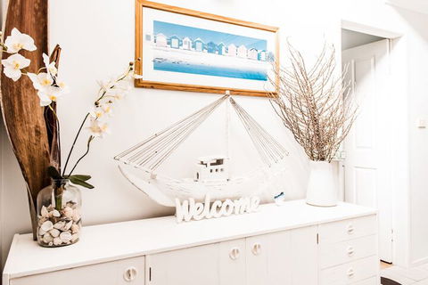 Anne's Waterfront Haven B&B - Accommodation Bookings 4