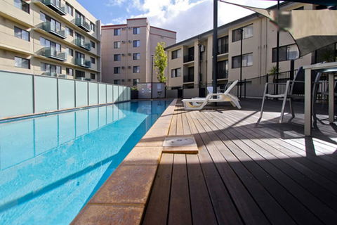 Duke's Apartments - Accommodation Bookings 3