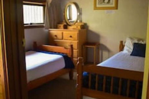 Clarendon Chalets - Accommodation Bookings 7
