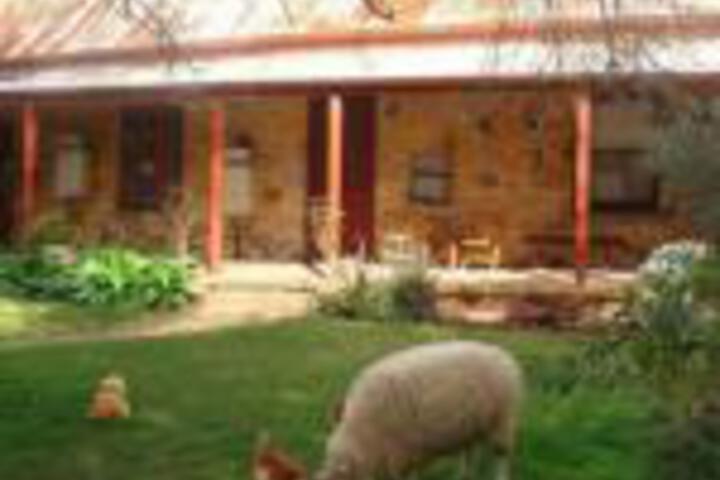 Mount Barker SA Accommodation Bookings