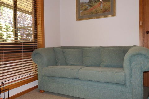 Mast Gully Gardens Bed & Breakfast - Accommodation Bookings 1
