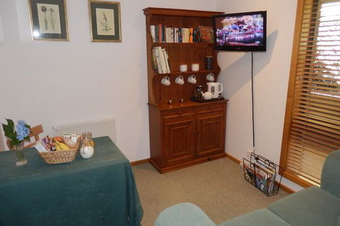 Mast Gully Gardens Bed & Breakfast - Accommodation Bookings 3