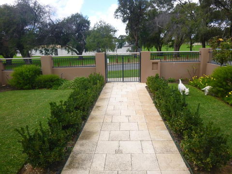 Santa Maria Executive B & B Fremantle - Accommodation Bookings 3