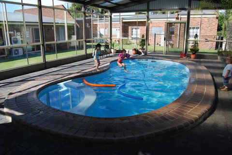 Arkana Motor Inn & Terrace Apartments - Accommodation Bookings 6