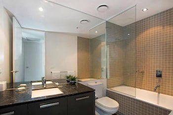 Astra Apartments - St Kilda Rd - Accommodation Bookings 4