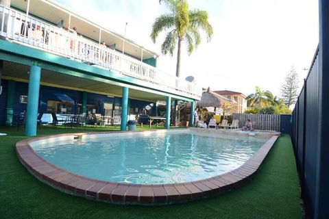 Backpackers In Paradise Resort - Accommodation Bookings 4