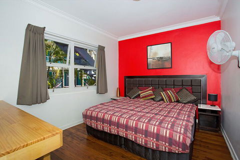 Backpackers In Paradise Resort - Accommodation Bookings 7