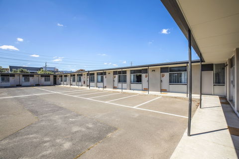 Nightcap At Sandbelt Hotel - Accommodation Bookings 1